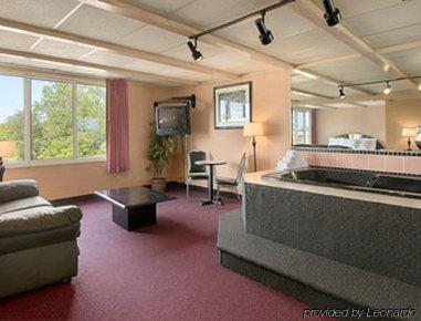 Days Inn By Wyndham Willoughby/Cleveland Bilik gambar