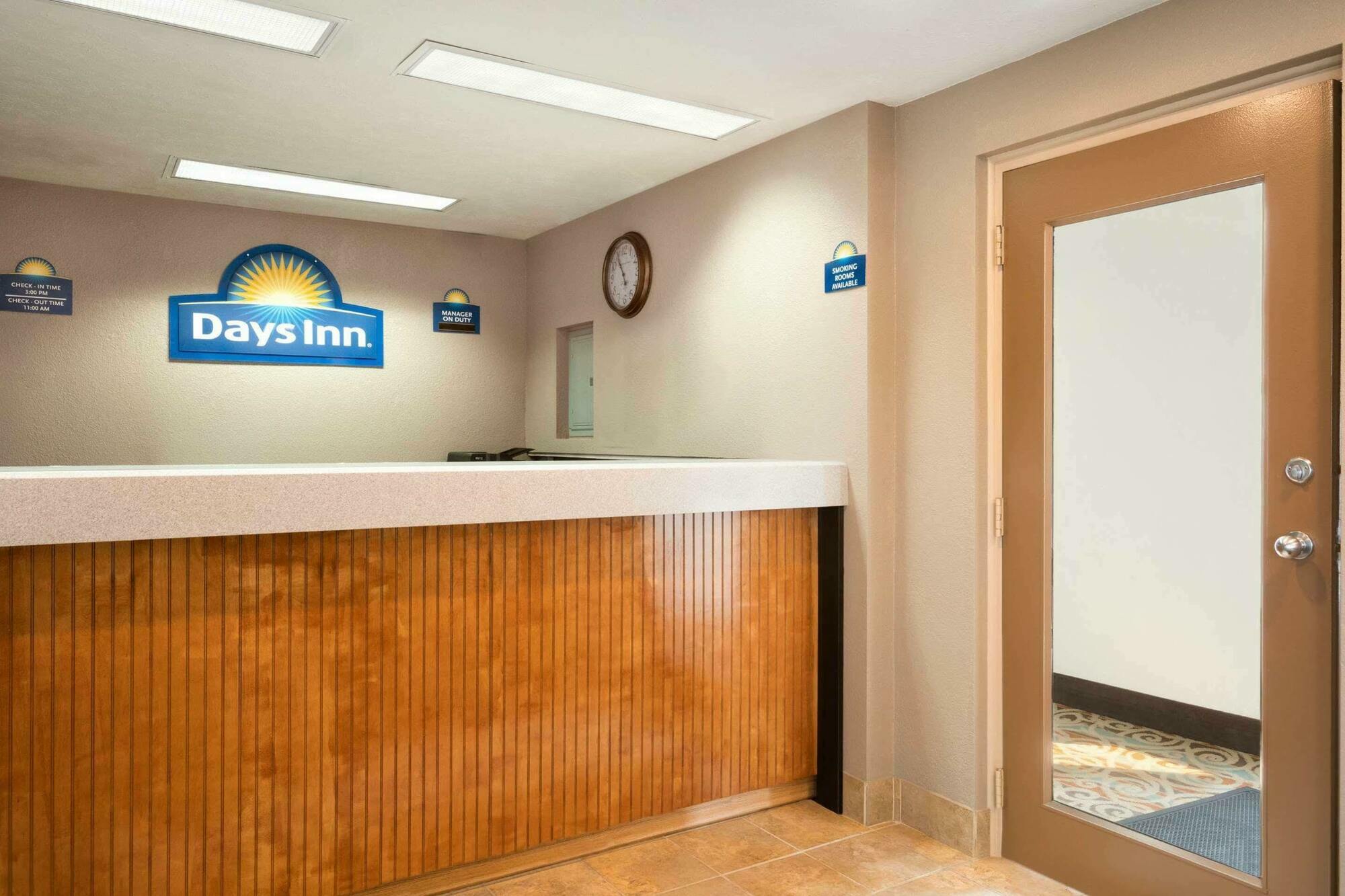 Days Inn By Wyndham Willoughby/Cleveland Luaran gambar
