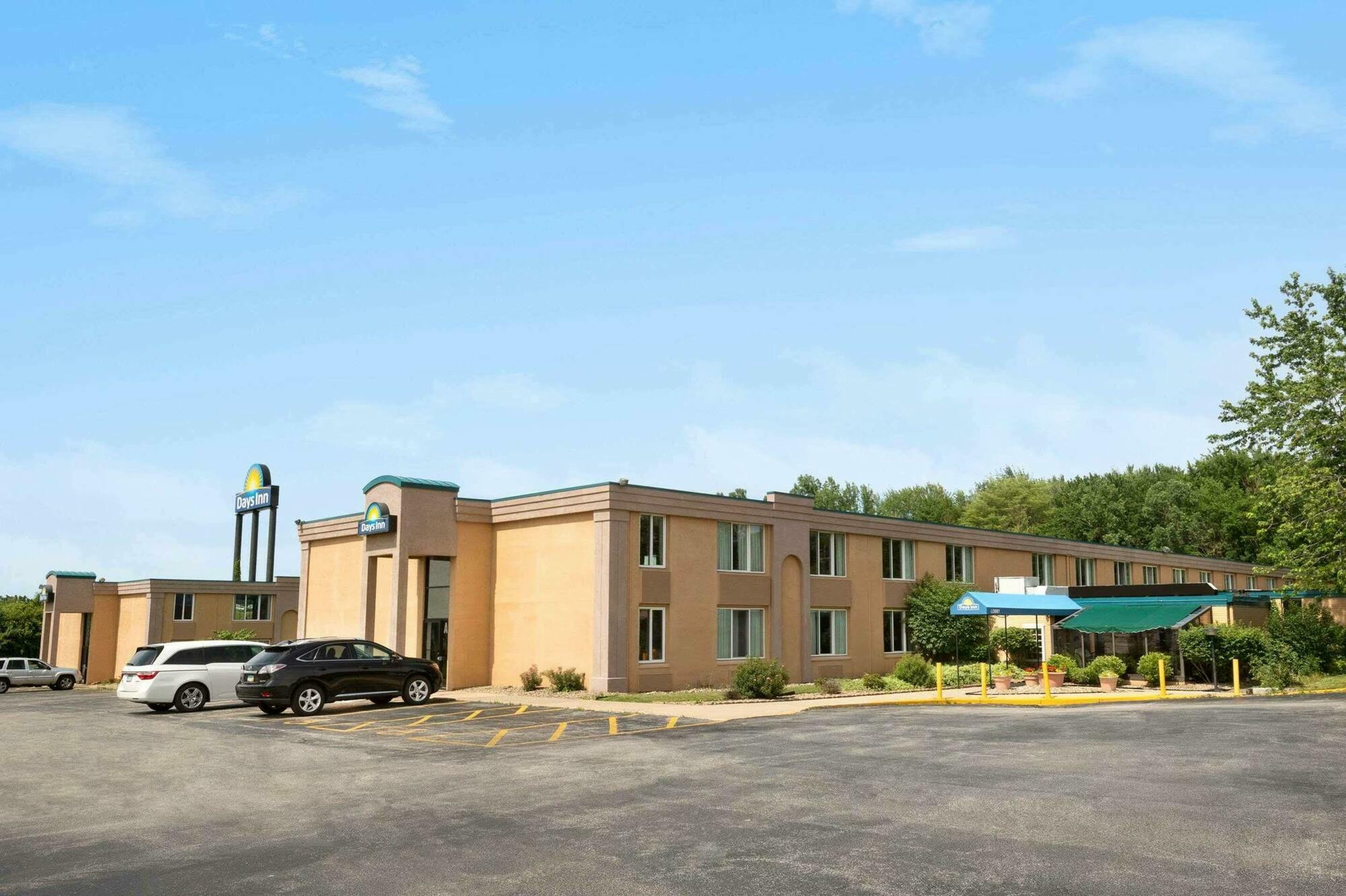 Days Inn By Wyndham Willoughby/Cleveland Luaran gambar